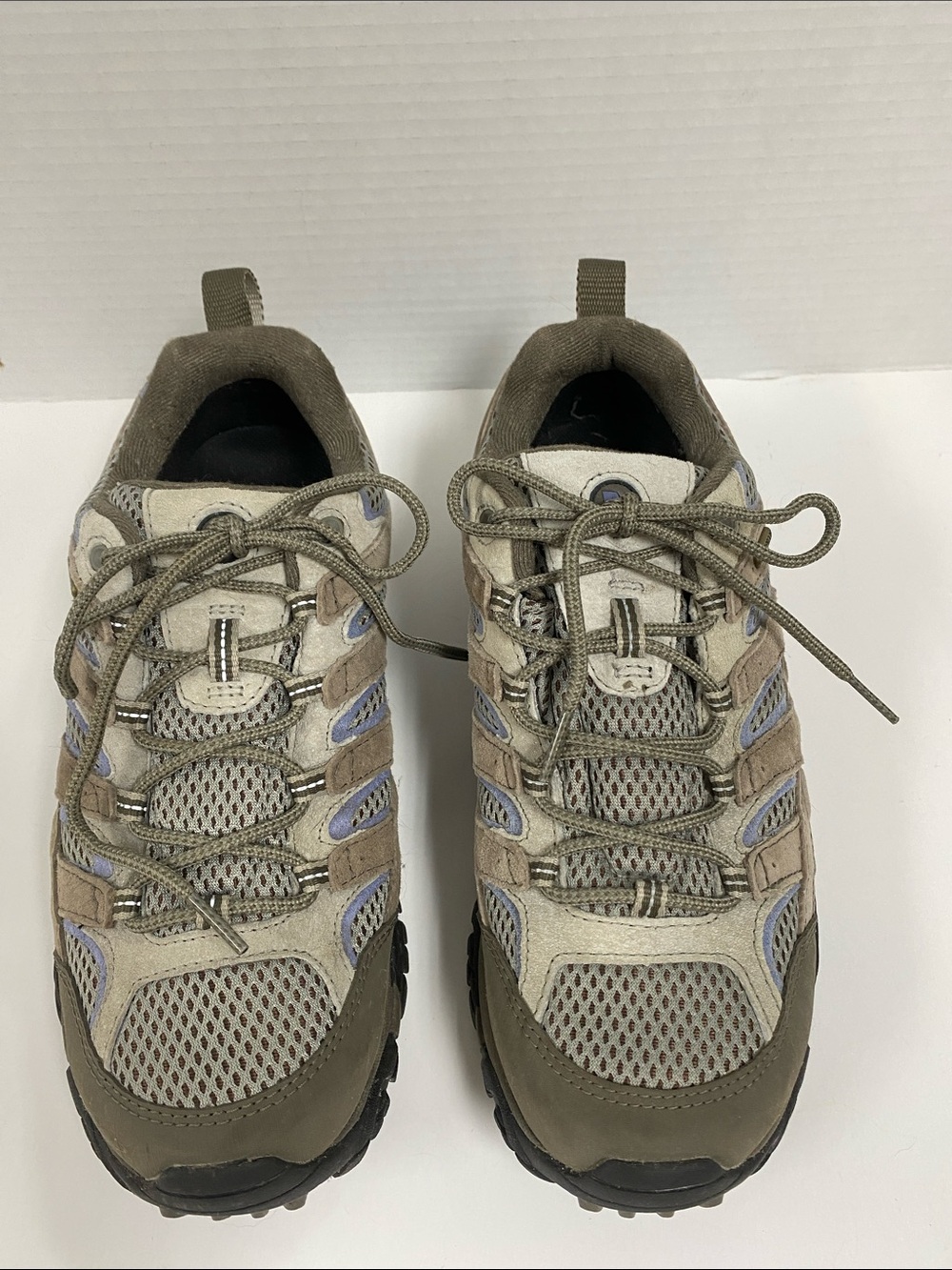 NWOT Merrell  Women’s Waterproof Hiking Shoes size 8.5